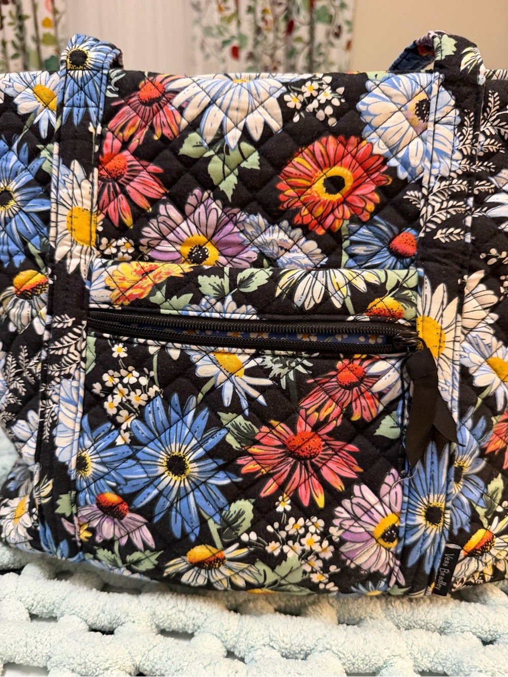 Vera Bradley Black Quilted Floral Tote with Multi-Color Blooms Great Condition - Picture 3 of 17